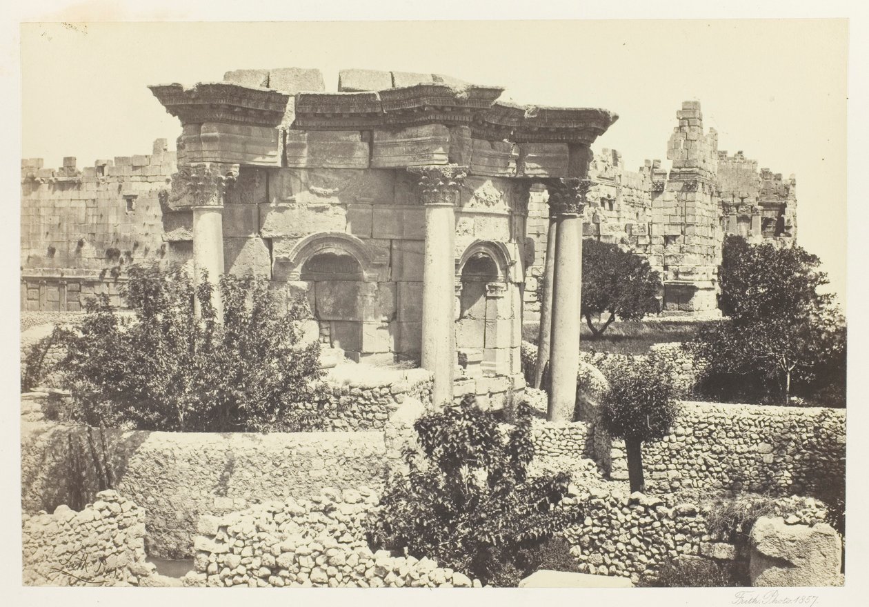 Det sirkulære tempelet, Baalbek av Francis Frith