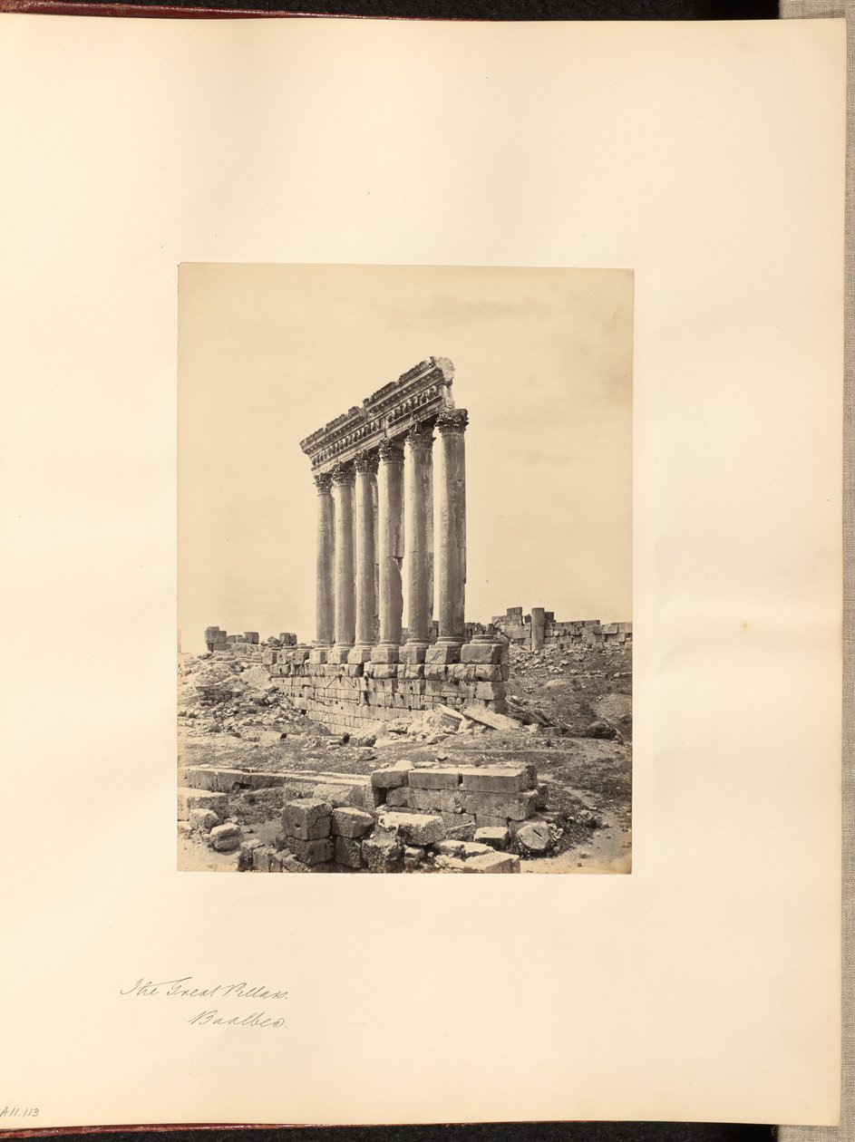 De store søylene, Baalbek av Francis Frith