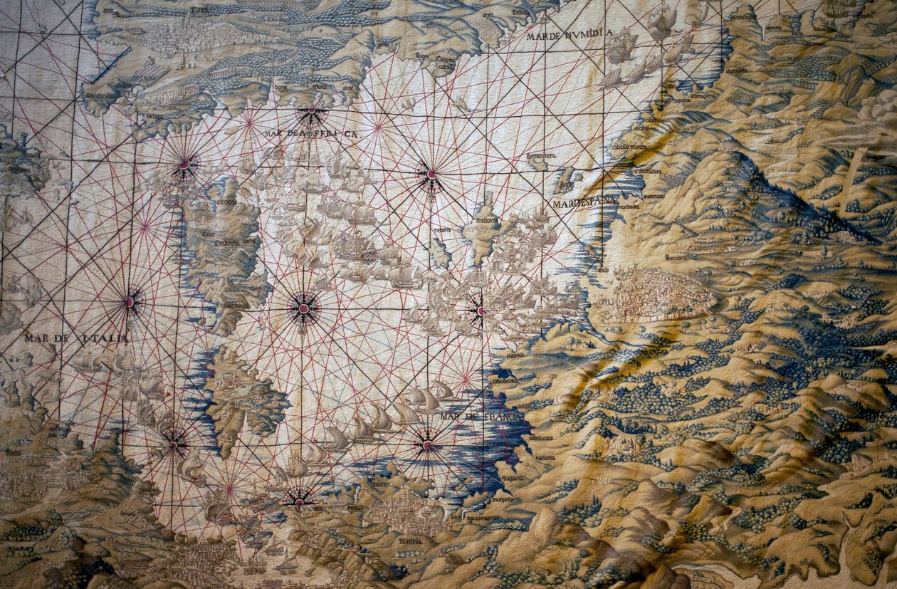 Kart over Middelhavet - Detalj av erobringen av Tunis (Tunisia) - Tapet av Francisco og Cornelius Van der Ggot (1700-tallet), vevd inn i den kongelige billedvevfabrikken, midten av 1700-tallet, etter billedvev av 1500-tallet av Willem de Pannema av Francisco Ignacio Vandergoten Canyuwell
