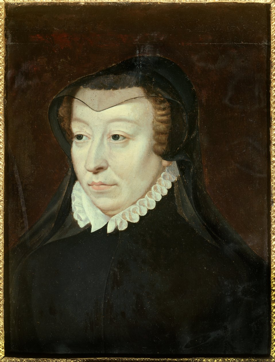 Portrett av Catherine de Medicis (Caterina de Medici) (1519-1589), dronning av Frankrike Maleri av Francois Clouet (ca. 1515-1572) Søn. 0,33x0,24 m Chantilly fra 1500-tallet, Musee Conde av Francois (after) Clouet