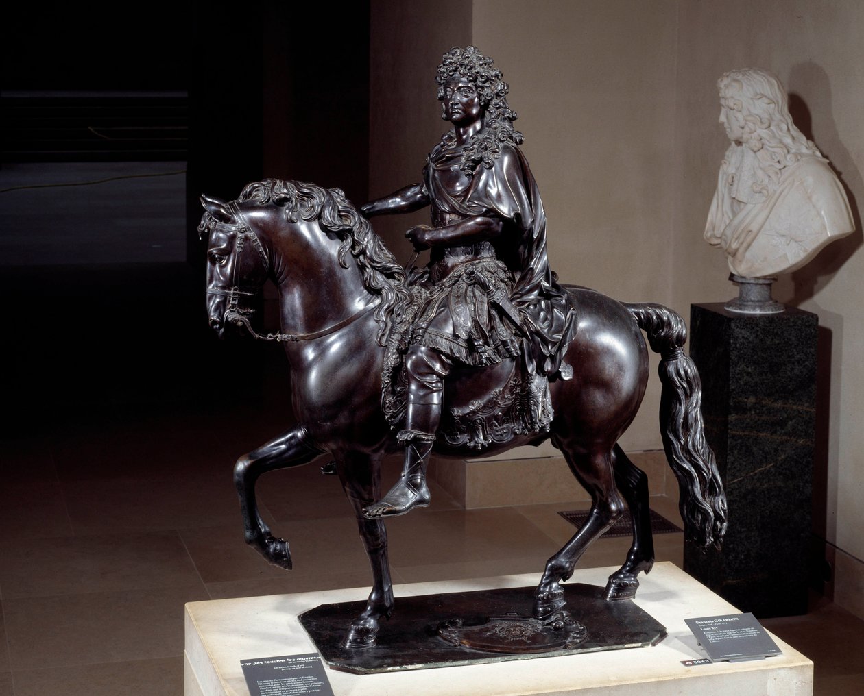 Rytterstatue av kong Ludvig XIV (1638-1715) i bronse smeltet med tapt voks. Skulptur av Francois Girardon (1628-1715). 17. århundre. Søn 1,02x0,98x0,5 m Paris musee du Louvre av Francois Girardon