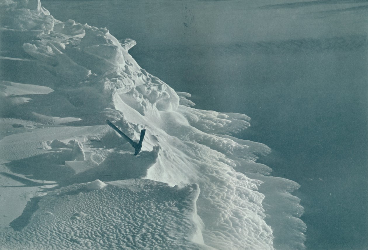Growing Ice-Foot, Cape Evans, c1911, 1913 av Frank Debenham