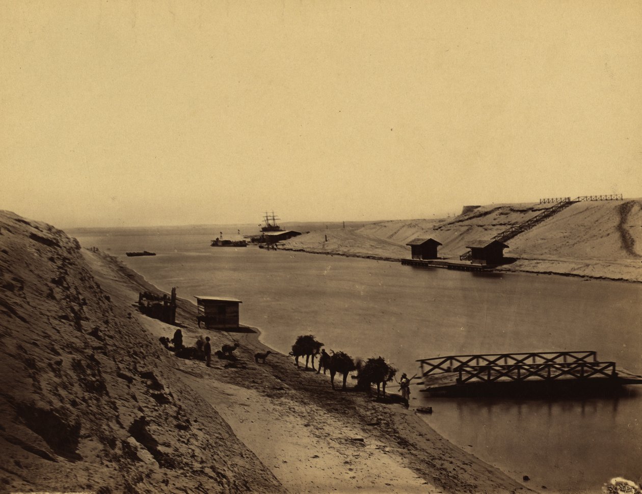Lake Timsah, Suez from opposite the chalet av Frank Mason Good