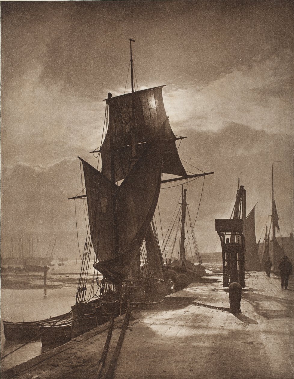 Solskinn og regnbyge av Frank Meadow Sutcliffe