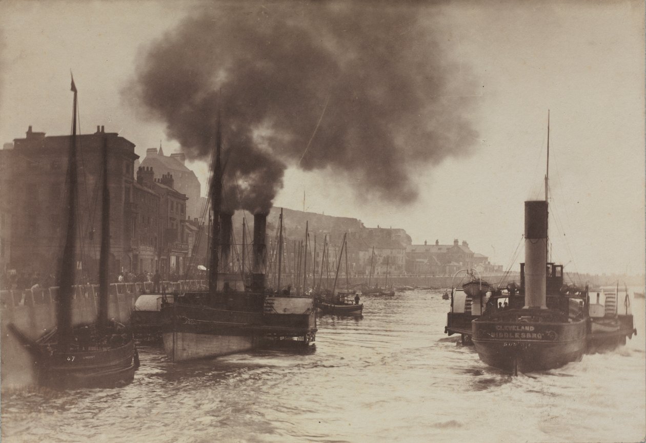 Uten tittel (havnescene) av Frank Meadow Sutcliffe