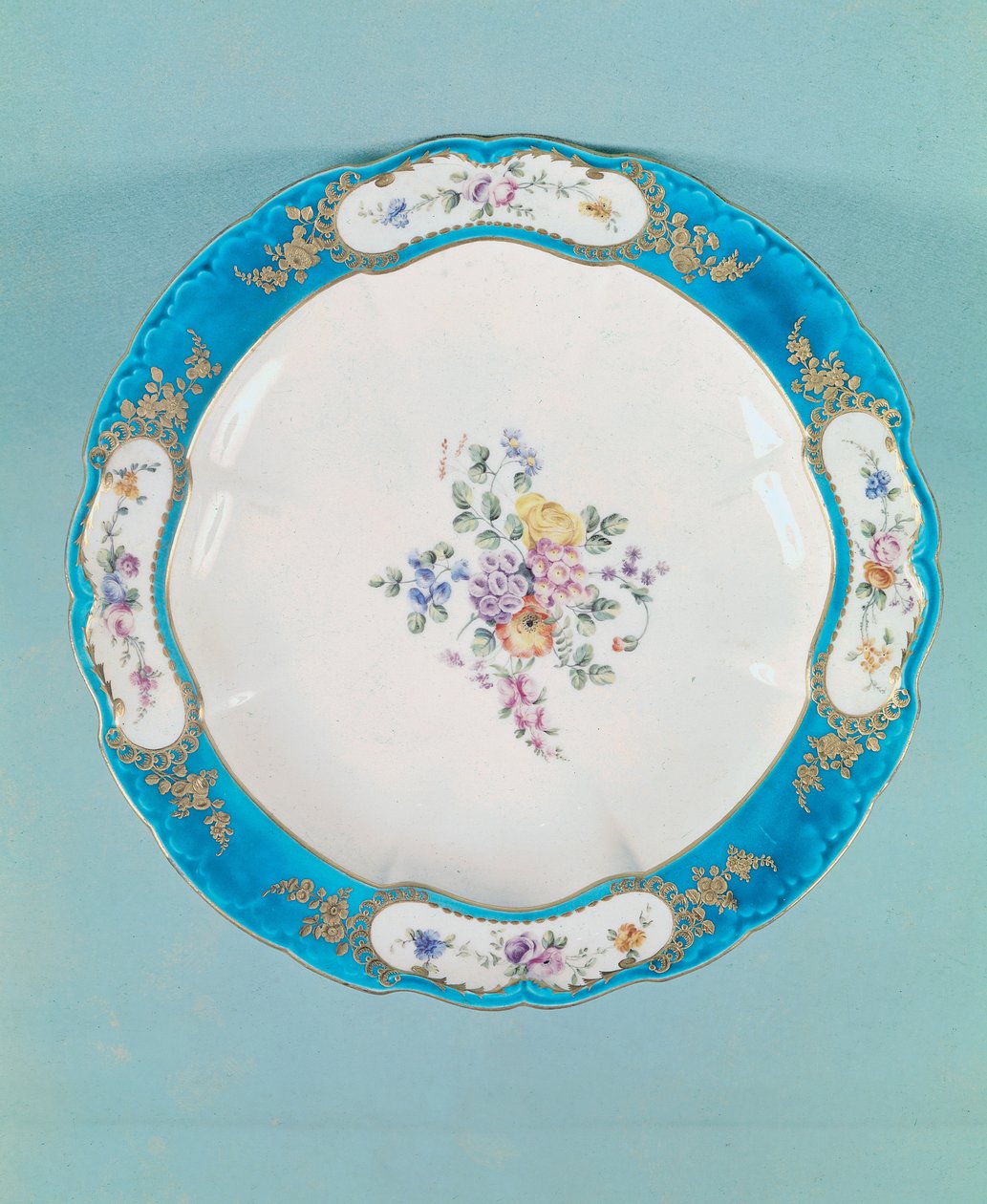 Tallerken dekorert med et blomstermønster, Sevres (porselen) av François Boucher