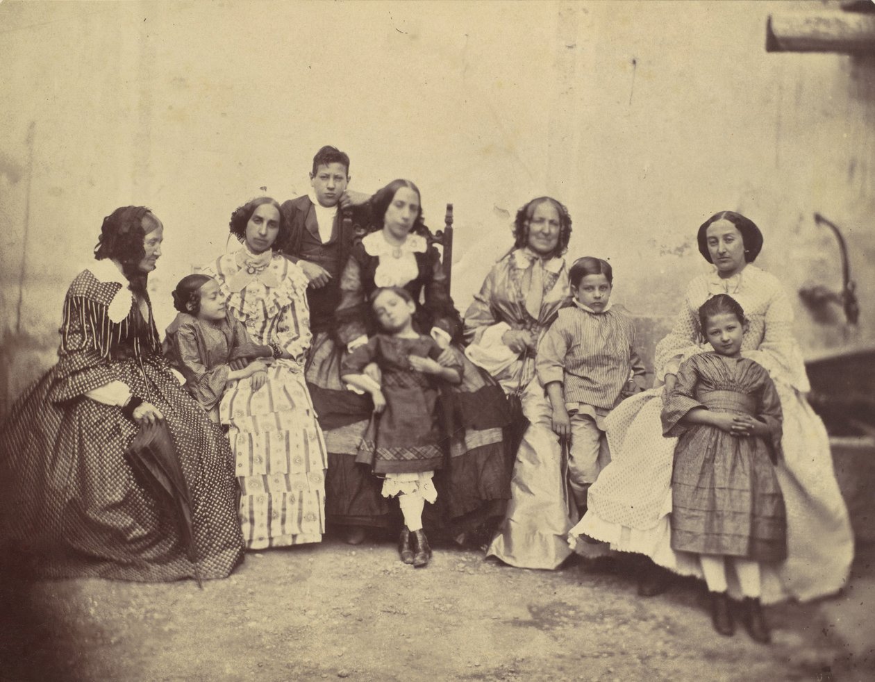 [Ti medlemmer av Antoine-familien], 1850-60-tallet. av Franz Antoine