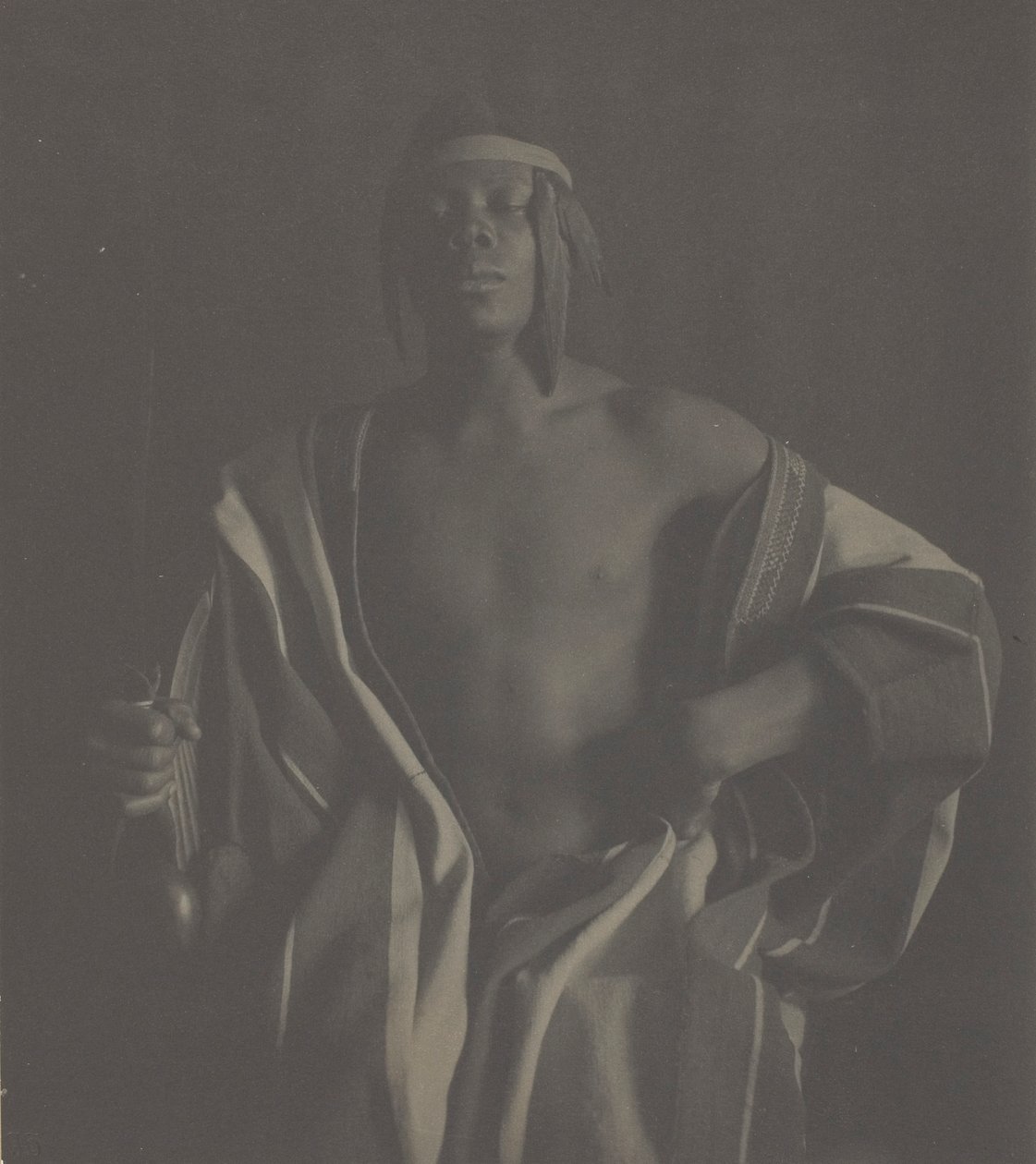 En etiopisk høvding, 1897, trykt ca. 1902. av Fred Holland Day