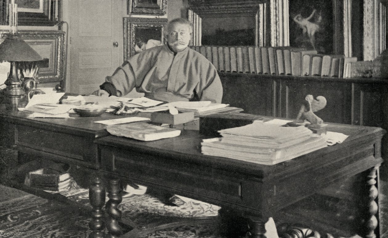 Alexandre Dumas Fils (1824-95) i sitt arbeidsrom av French Photographer