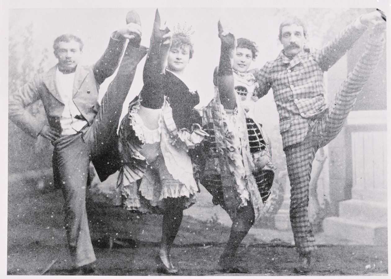 Dancing the Can-Can, slutten av 1800-tallet av French Photographer