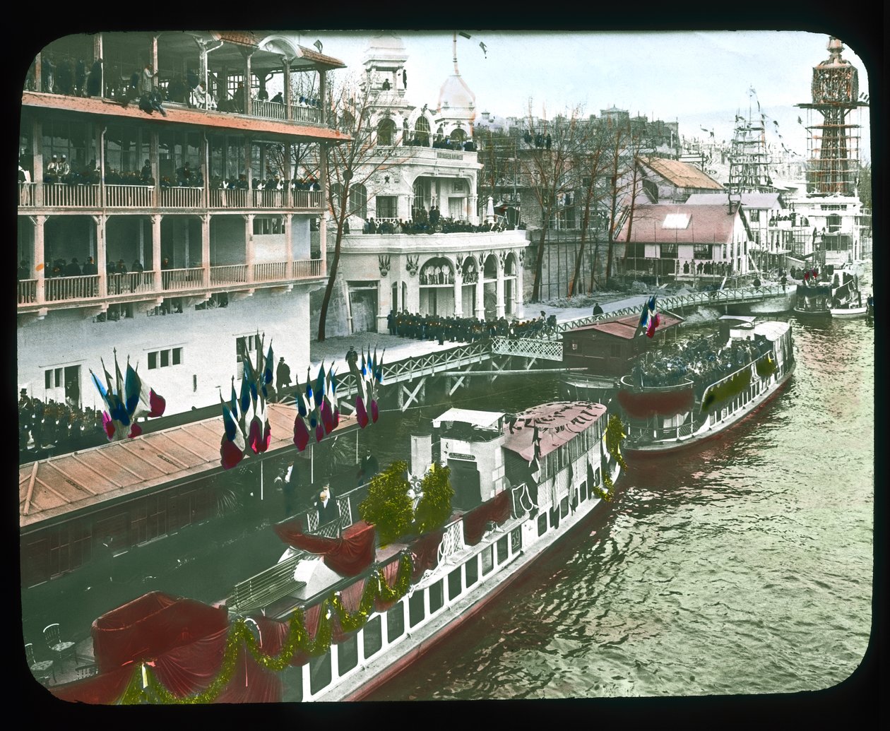 Paris-utstilling: Innvielsesdagen, 1900 (lyktlys) av French Photographer