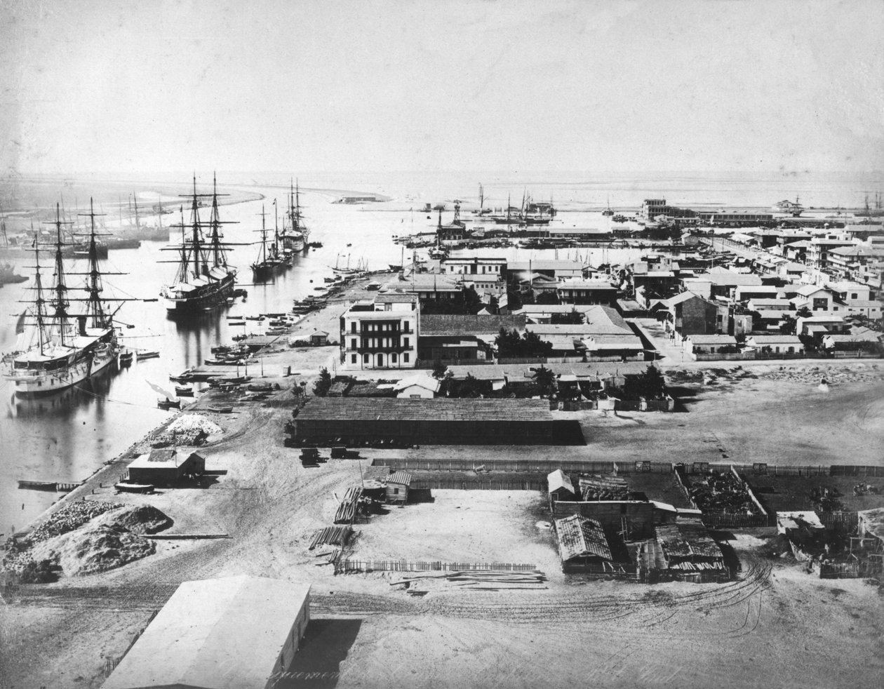 Port Said og Suez-kanalen, ca. 1875 av French Photographer