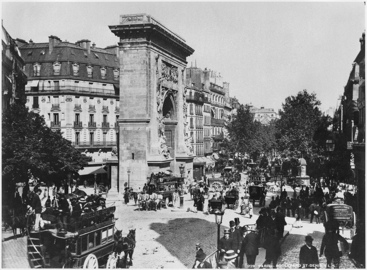 Porte og boulevard Saint-Denis, Paris, ca. 1900 av French Photographer