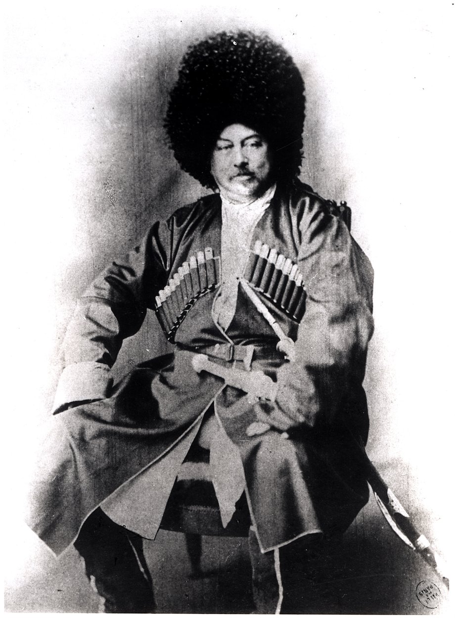 Portrett av Alexandre Dumas Pere (1802-70) i russisk drakt av French Photographer