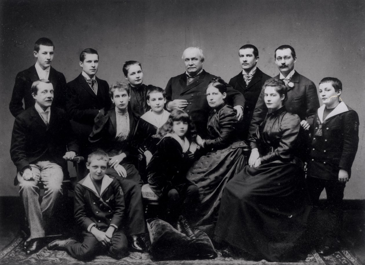 Portrett av en stor familie fra Lyon, sent på 1800-tallet av French Photographer