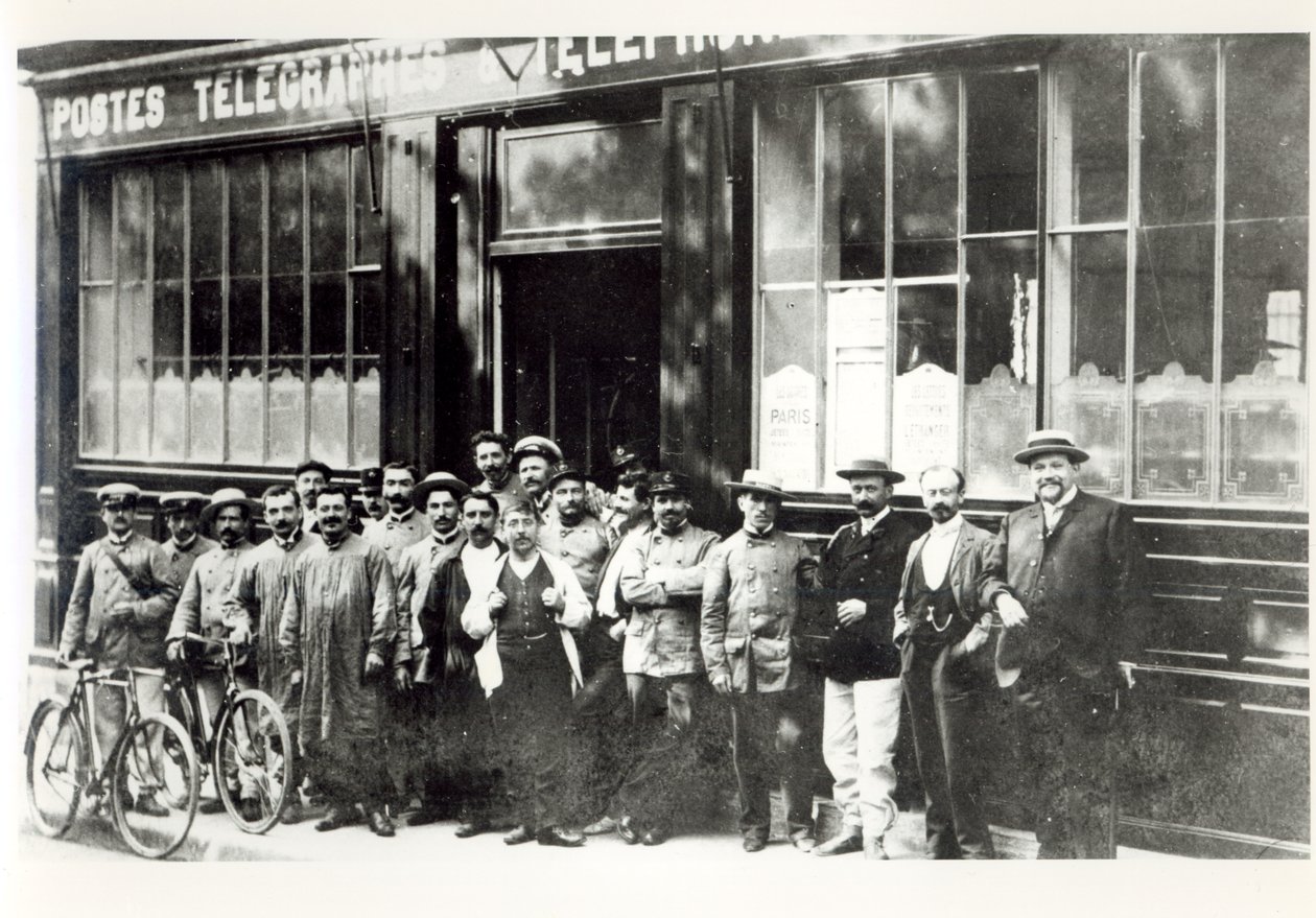 Postkontor i Paris, før 1914 av French Photographer
