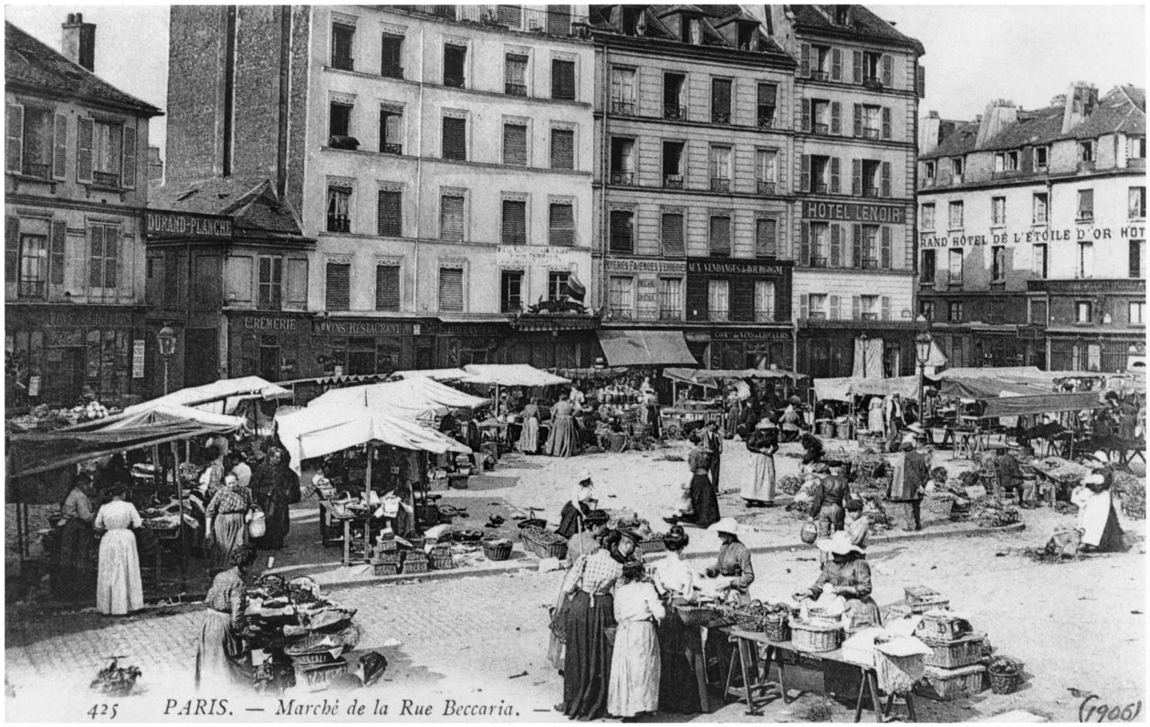 Postkort som viser Place dAligre og Marche Lenoir, Rue Beccaria, Paris, 1906 av French Photographer