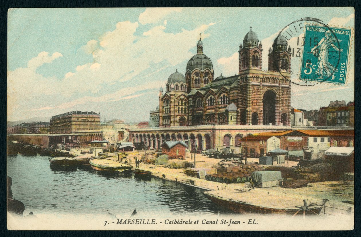 Postkort som viser katedralen Sainte-Marie-Majeure og kanalen Saint-Jean i Marseille, Frankrike, ca. 1900 (farget bw-foto) av French Photographer