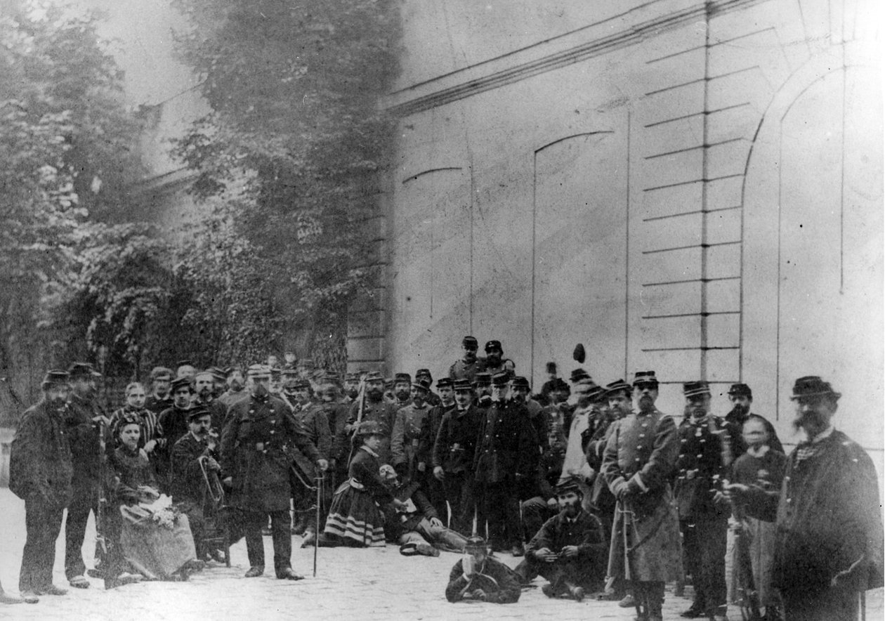 Tropper fra Paris-kommunen, 1871 av French Photographer