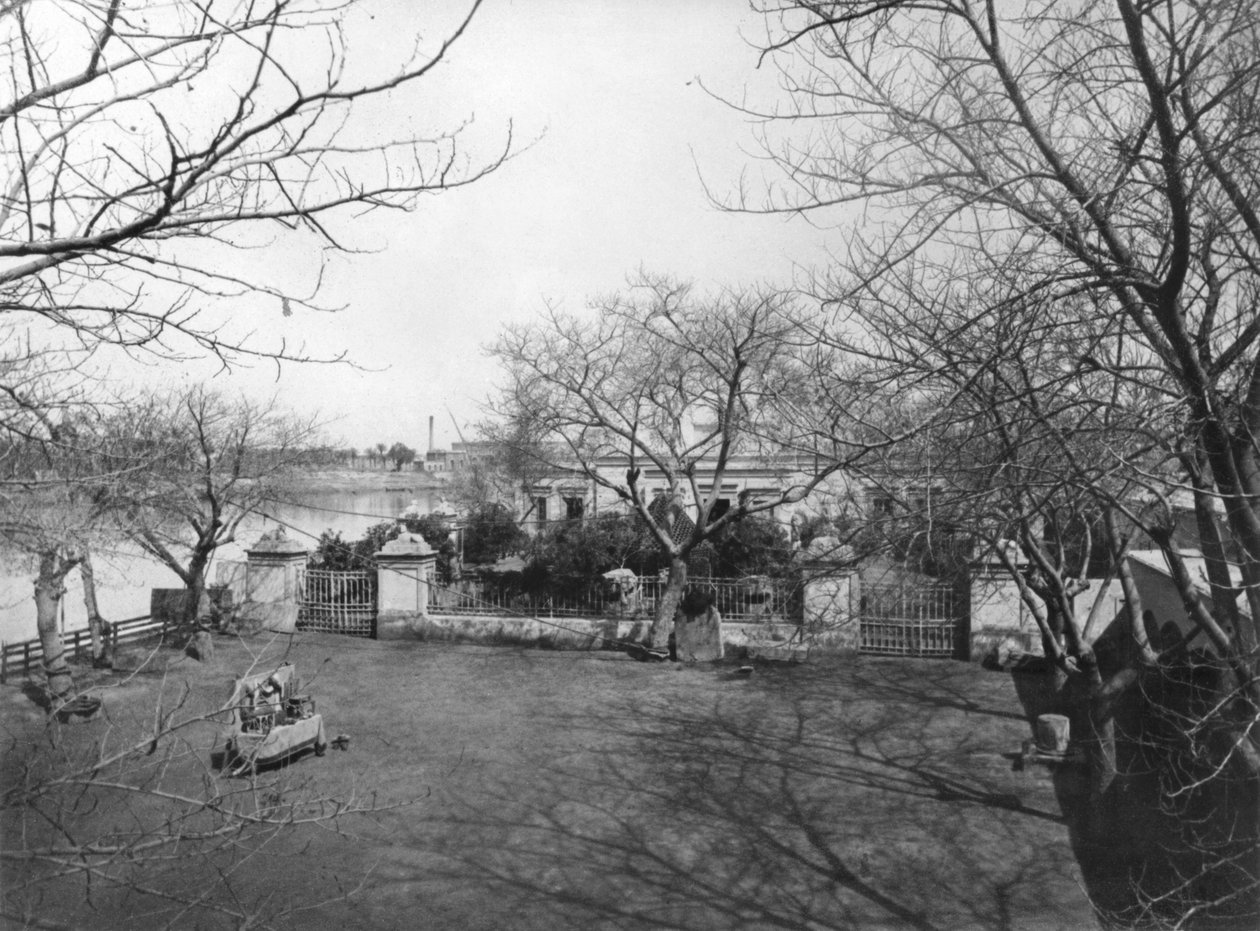 Utsikt over Boulaq-museet, fra Album du Musee de Boulaq av Auguste Mariette Bey (1821-81) pub. av Moures et Cie, Kairo, 1872 av French Photographer