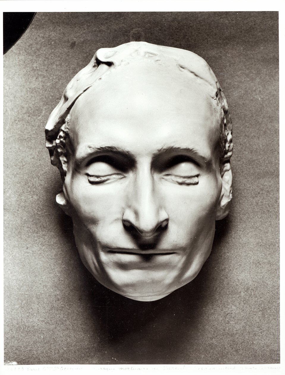 Dødsmaske til Blaise Pascal (1623-62) 1662 (gips) av French School