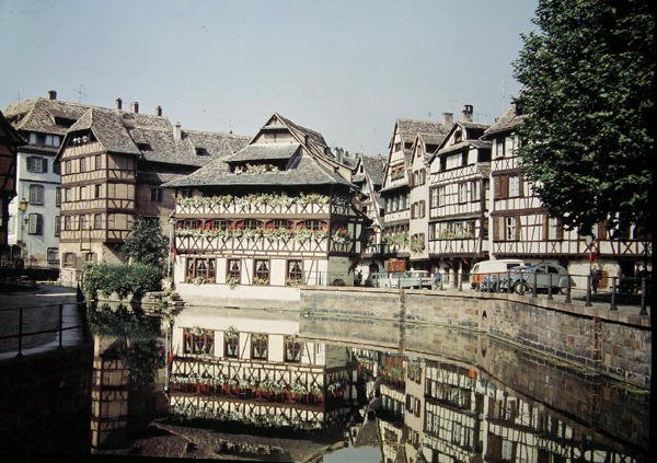House of the Tanners, i Tanners Quarter, bygget 1572 av French School