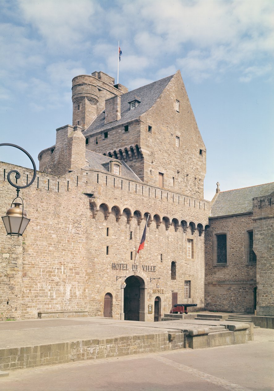 Grand Donjon, bygget i 1424 av French School