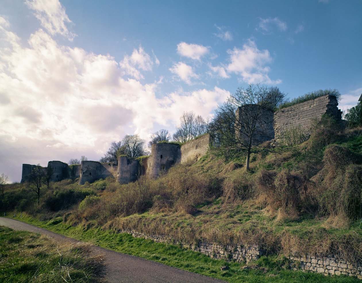 Utsikt over festningsverkene, 1226-42 av French School