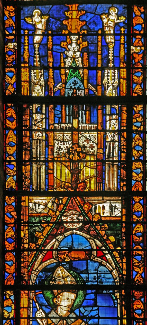 Vindu w6 som viser en baldakin (farget glass) av French School