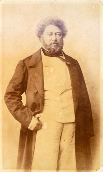 Alexandre Dumas Pere (1803–70) ca. 1860 (s/hvitt-bilde) av French Photographer