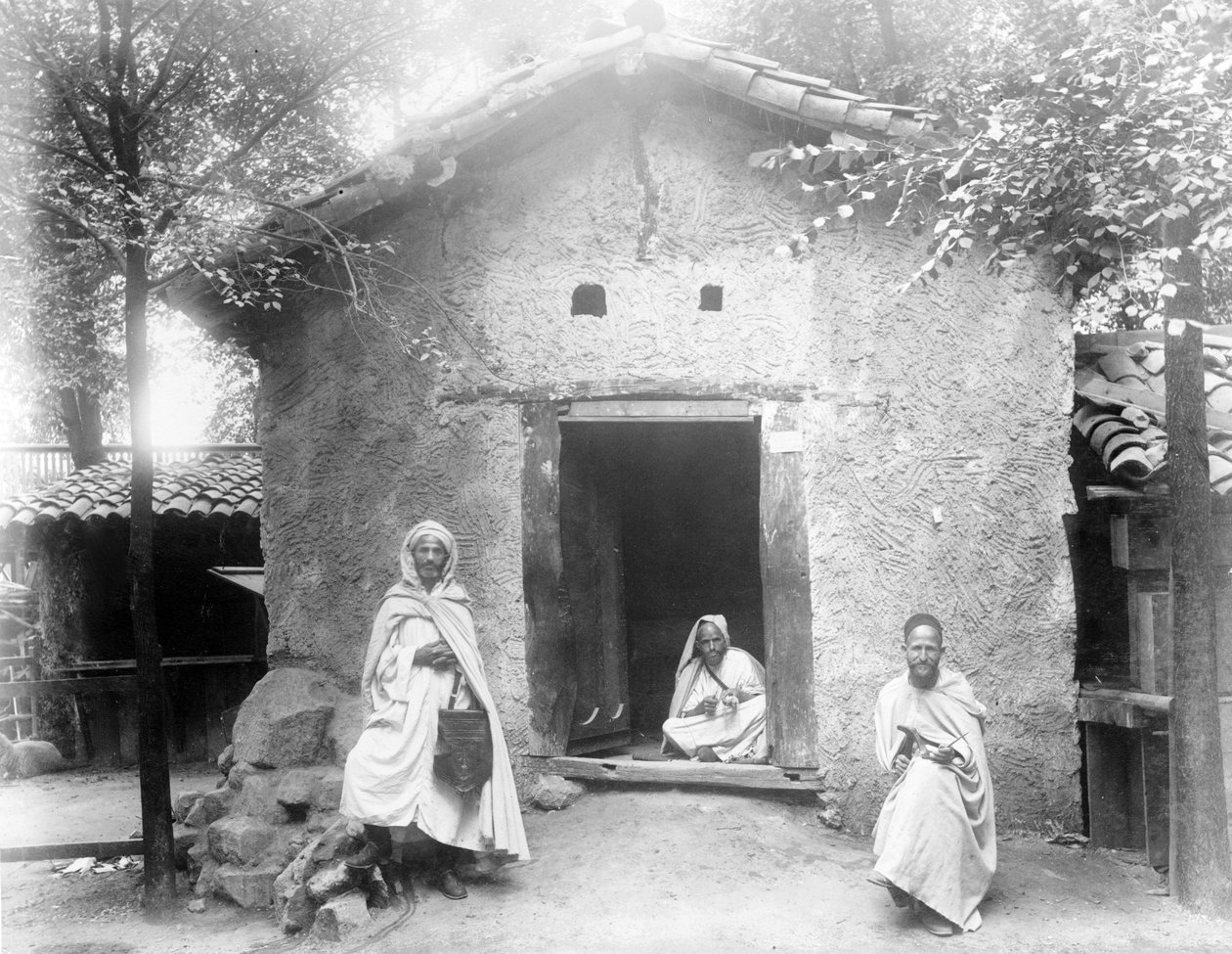 Et eksempel på Kabyle House, Paris Exhibition, 1889 av French Photographer