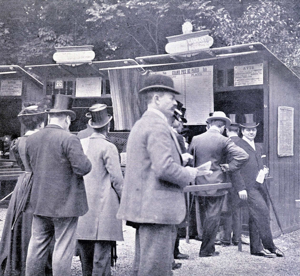 Tipping før hesteveddeløpet (1800-tallet). av French Photographer