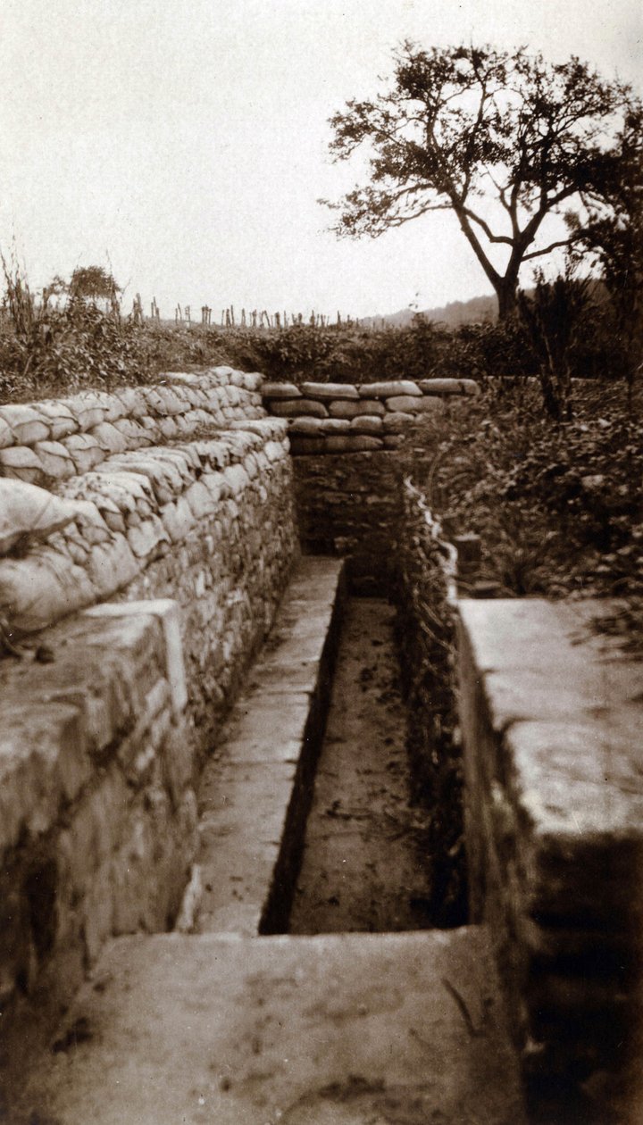Første verdenskrig (1914-1918): utsikt over en skyttergrav modell "Lemberg grøft", Hautebraye (Oise) av French Photographer