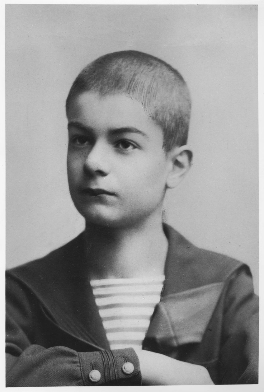 Portrett av Aleksandar Obrenovic, konge av Serbia, 1889 av French Photographer