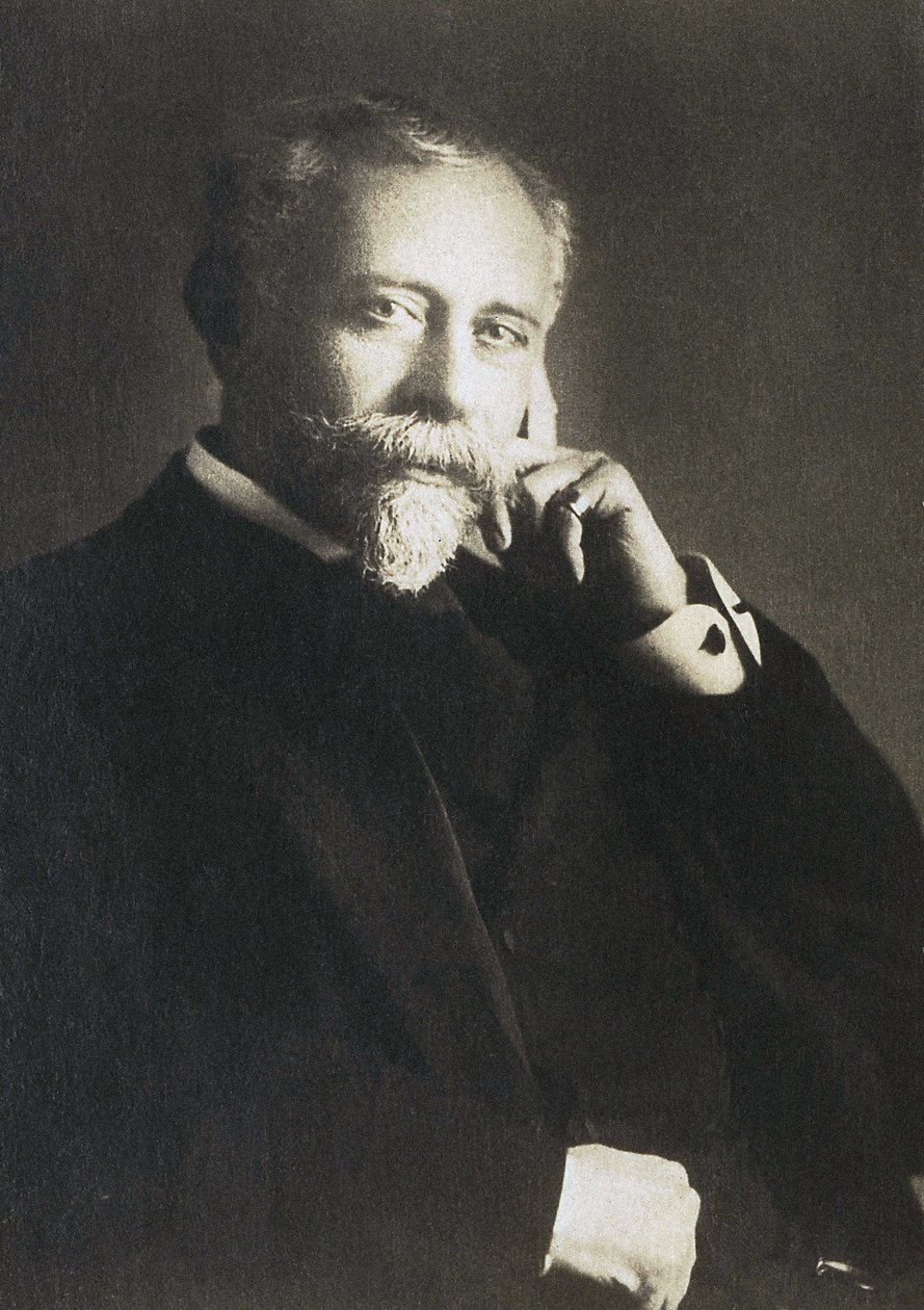 Portrett av Paul Cambon (1843-1924), fransk diplomat og politiker. av French Photographer
