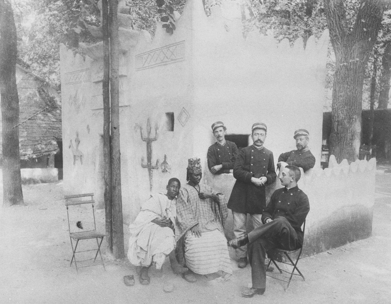 Senegalesisk landsby på Exposition Universelle i Paris, 1889 av French Photographer