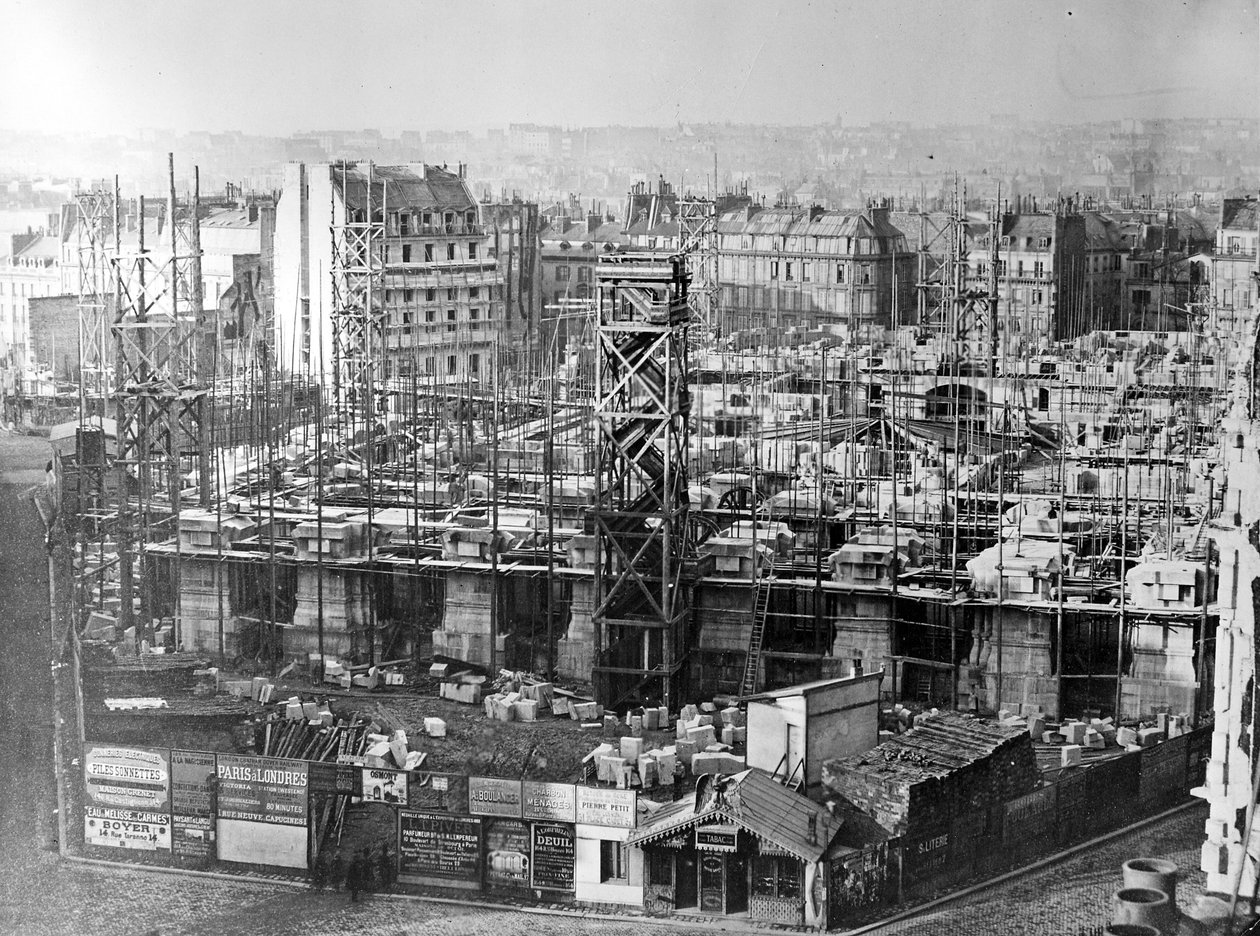 Bygningen av operahuset i Paris, ca. 1862-5 av French Photographer