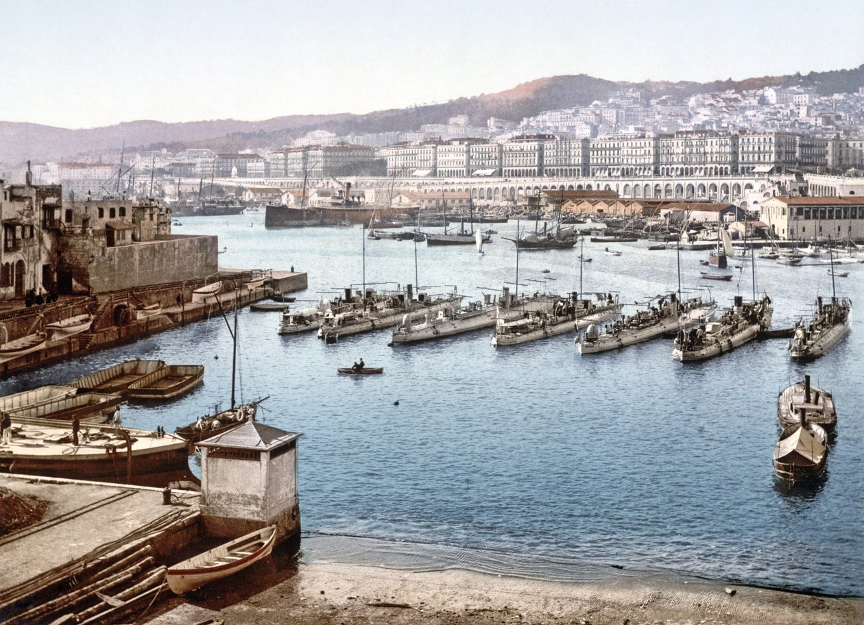 Utsikt over Algiers havn fra Admiralitetet, pub. 1900 av French Photographer