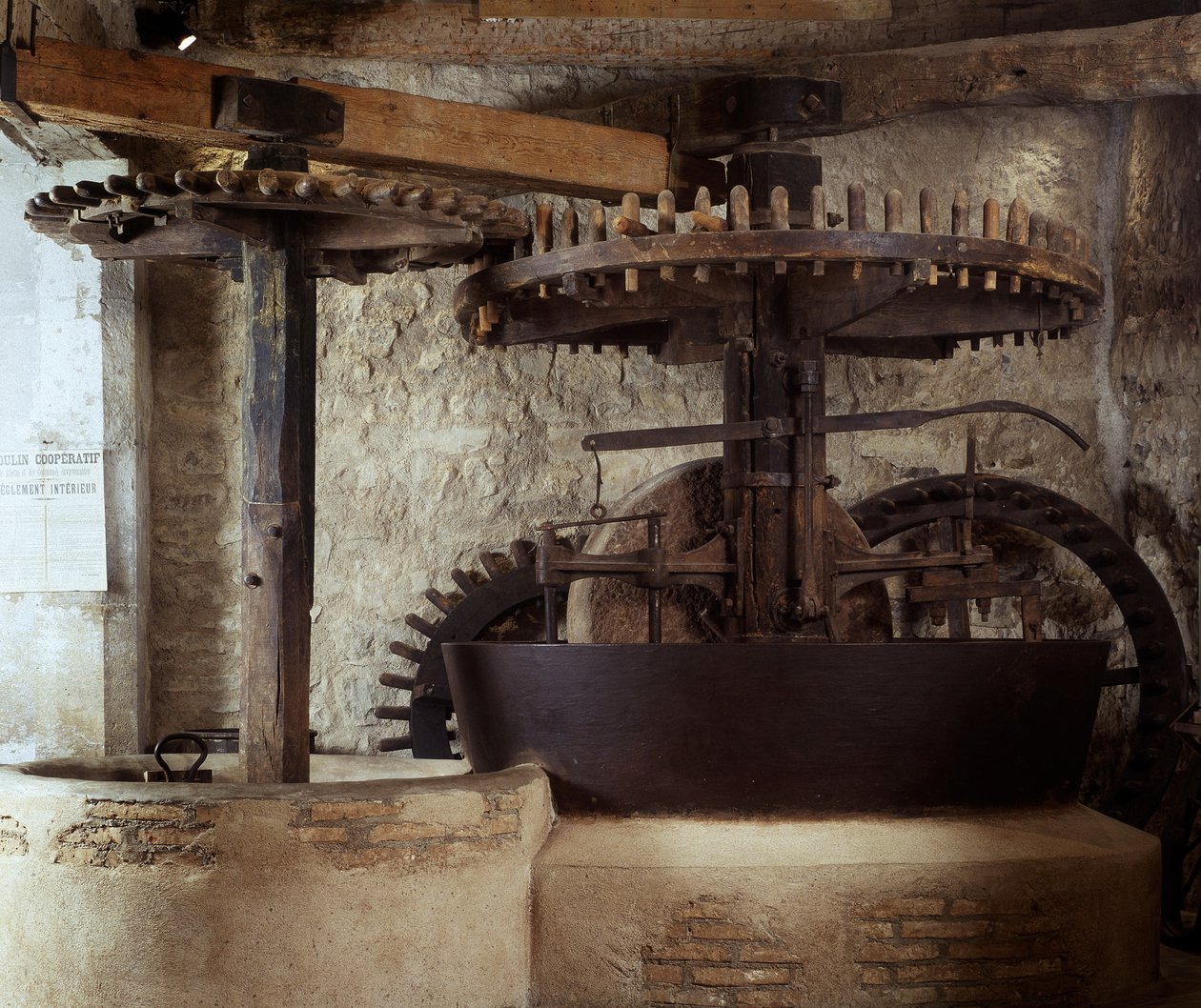 Olivenoljemølle fra 1700-tallet i Draguignan. Museum for kunst og folketradisjoner i Midt-Provence av French School