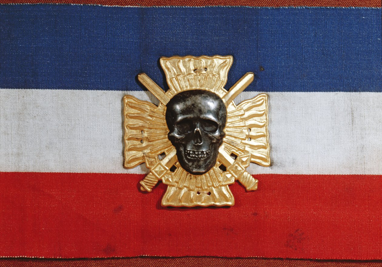 Armmerke til Croix-de-Feu, 1930-tallet (tøy og metall) av French School