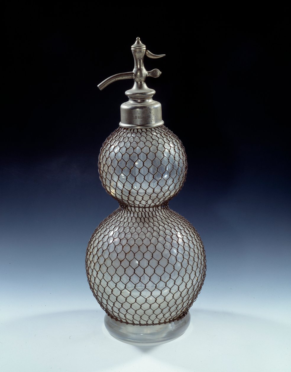 Art France: Glasssifon, 1900-tallet. av French School