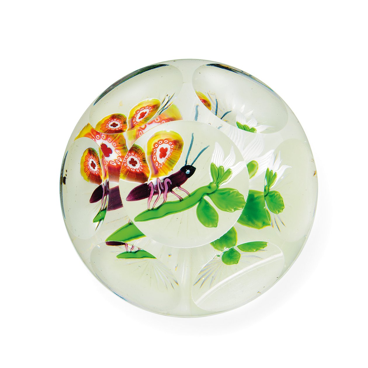 Baccarat fasettert sommerfugl og blomstvekt, midten av 1800-tallet (glass) av French School