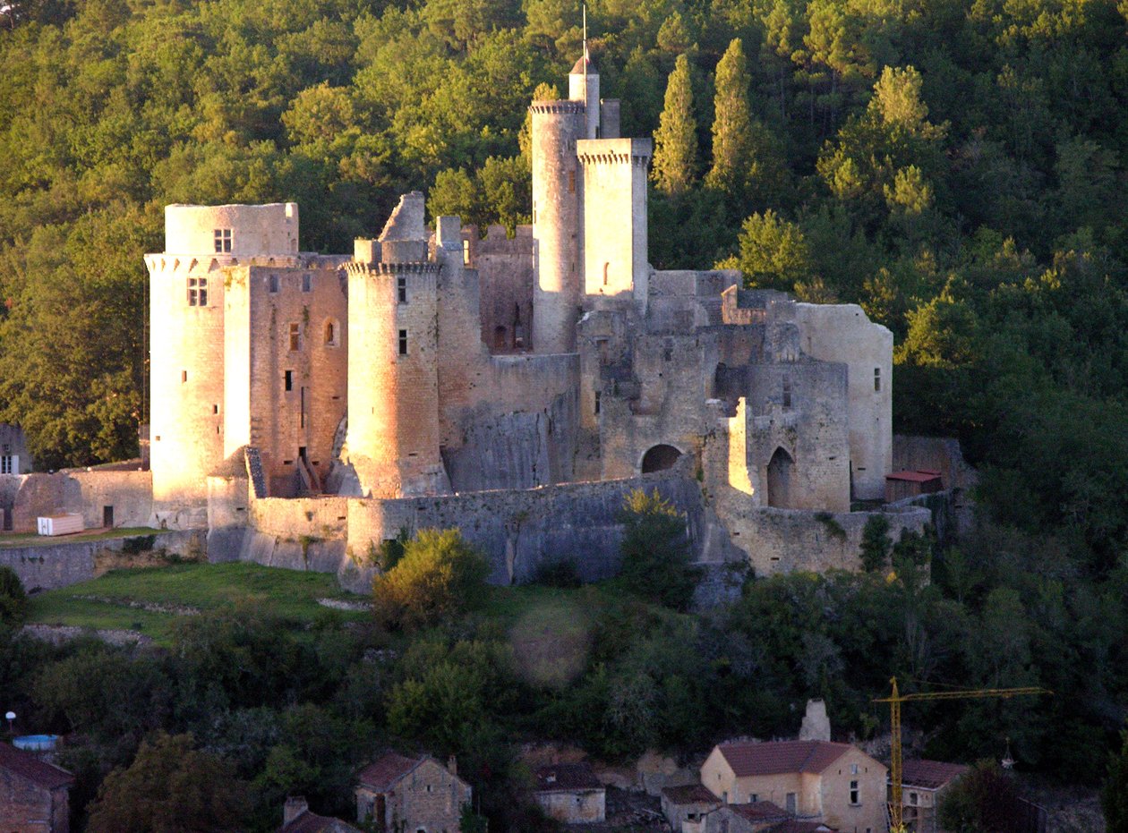 Bonaguil Castle, Frankrike, 1200-1400-tallet av French School