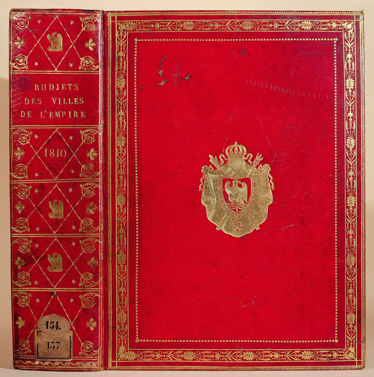 Budsjetter for byer i det franske imperiet, bundet med våpenskjoldet til Napoleon Bonaparte (1769-1821) 1810 (rødt marokkansk lær og gull) (se også 165117) av French School