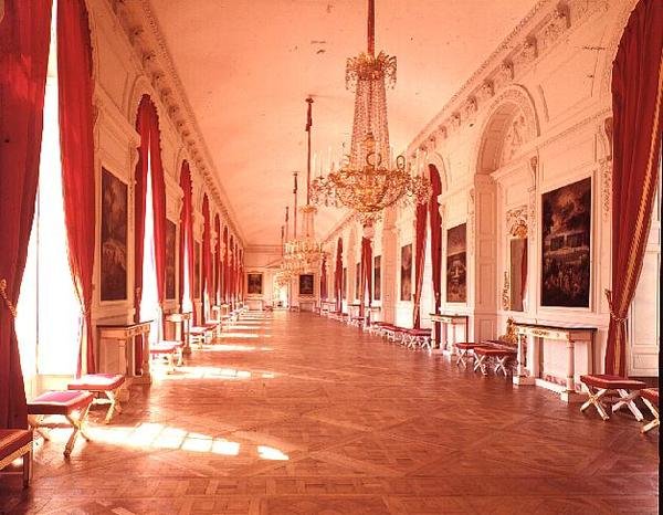 Korridoren til høyre fløy av Grand Trianon (bilde) av French School