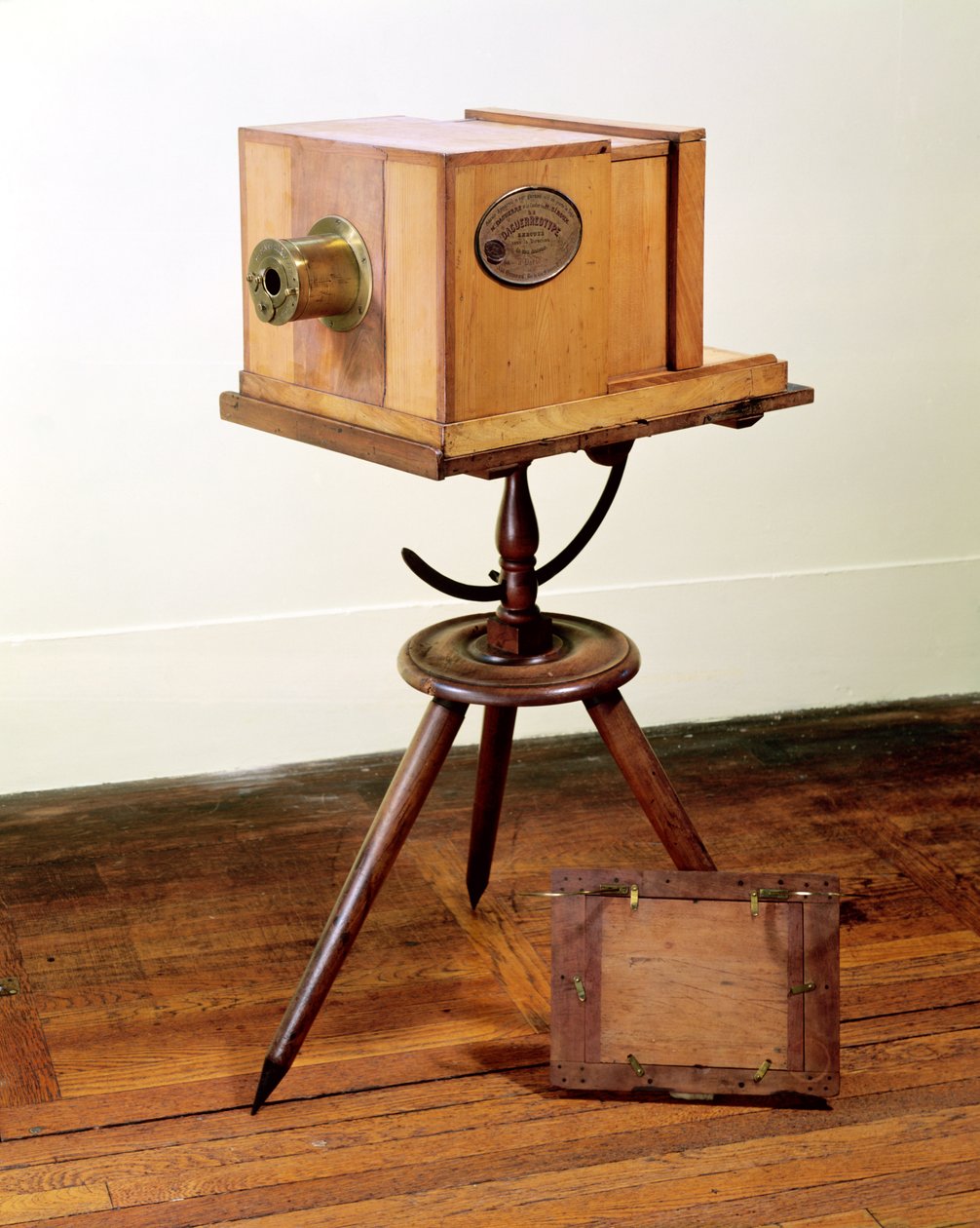Daguerreotype-kamera av Alphonse Giroux fra Paris (tre) av French School
