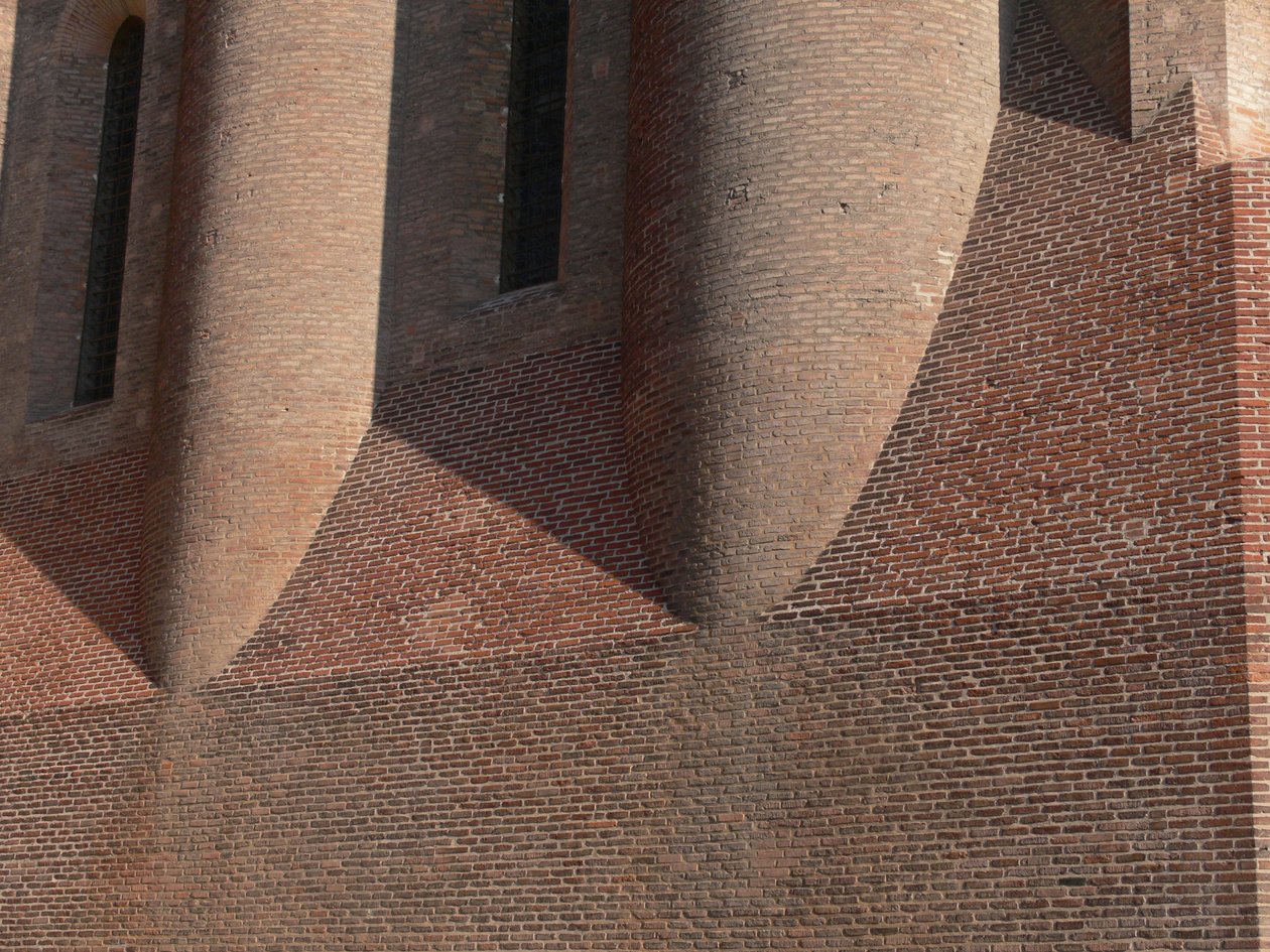 Viser detalj av murverket av French School