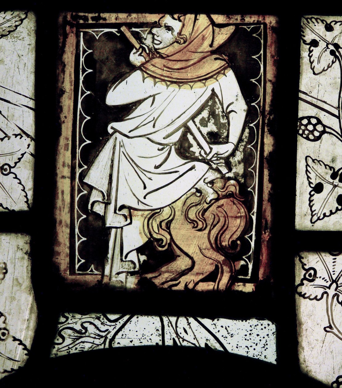 Fremstiller grisaille med grotesker; fra Normandie av French School