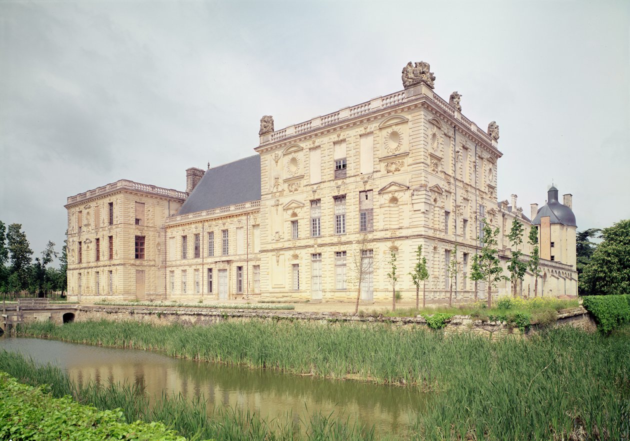 Utvendig utsikt over slottet, bygget 1518-49 av French School