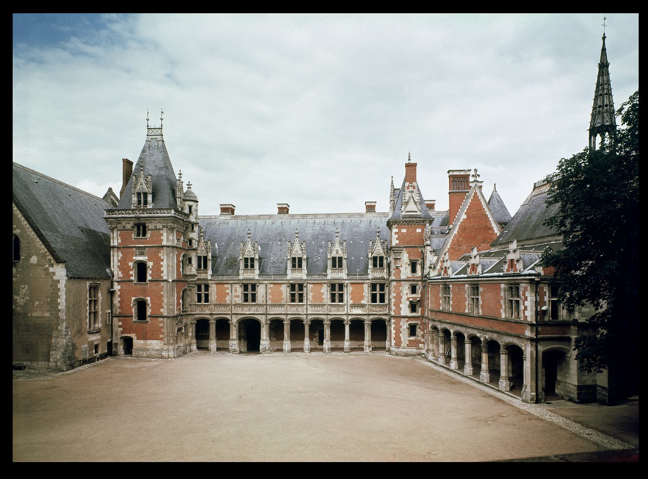 Fasade av Ludvig XII-fløyen, 1498-1503 av French School